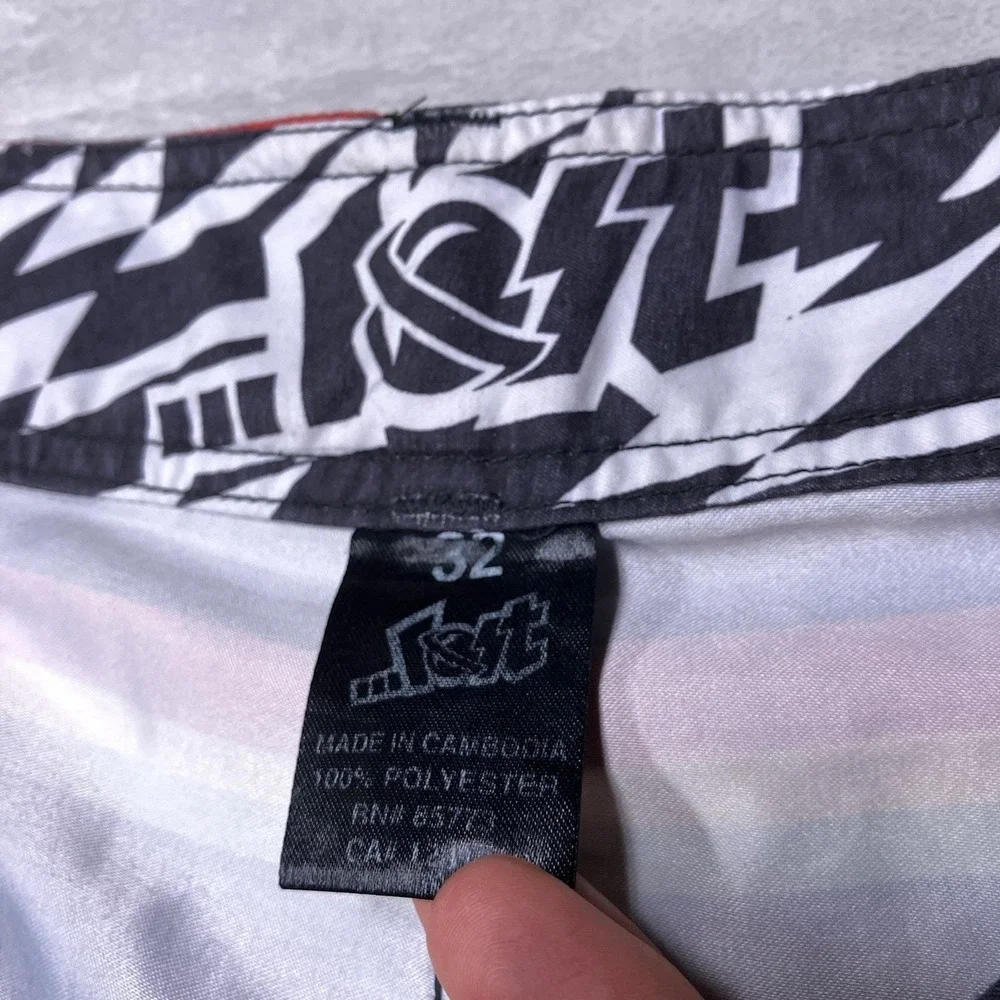 Vintage Lost Enterprises Board Shorts Rasta Striped Surf Skate Swim Y2K Mens 32